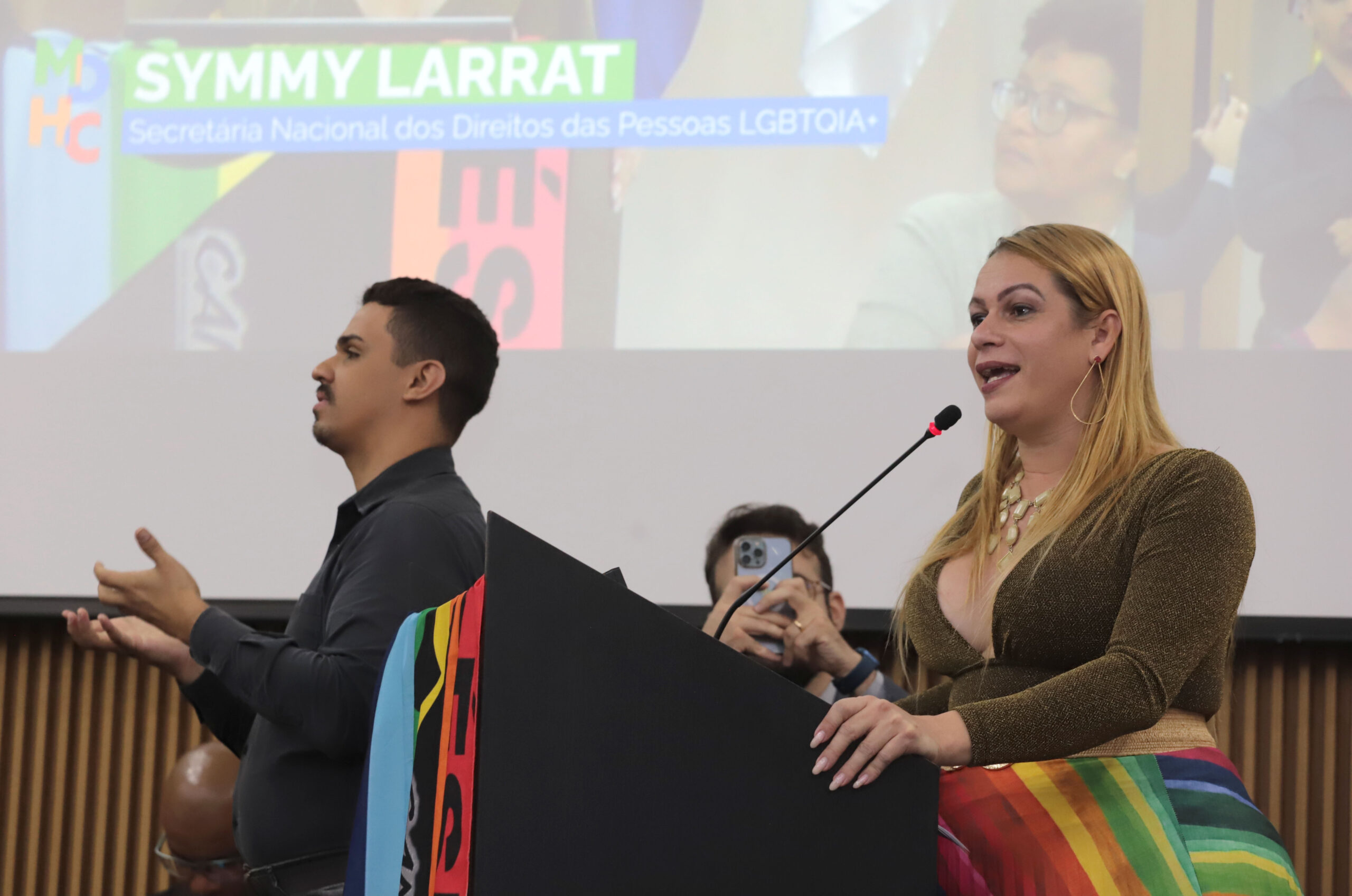 dia-internacional-e-nacional-de-enfrentamento-a-violncia-contra-pessoas-lgbtqia_52905659425_o