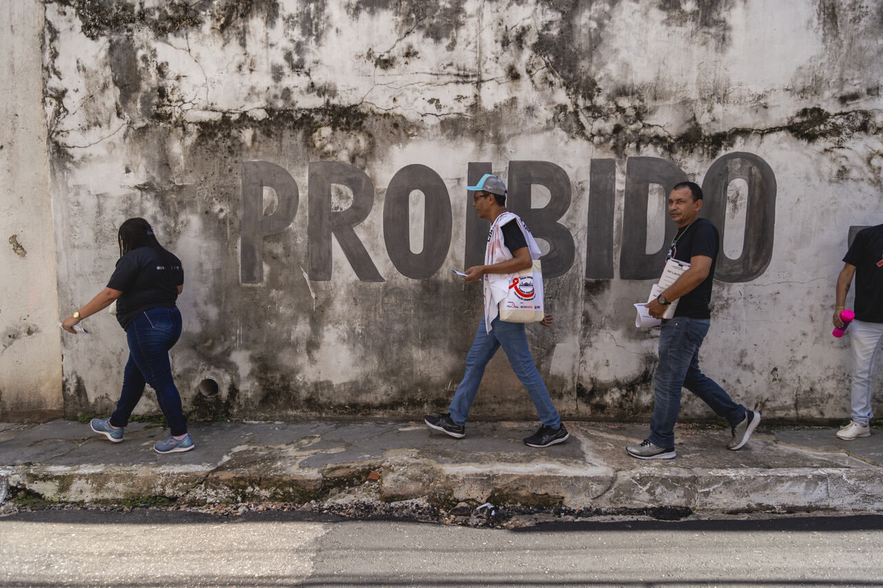 Ações realizadas pela ONG Paravidda fazem parte do projeto &quot;Égua mano(a), vamos prevenir!&quot;.