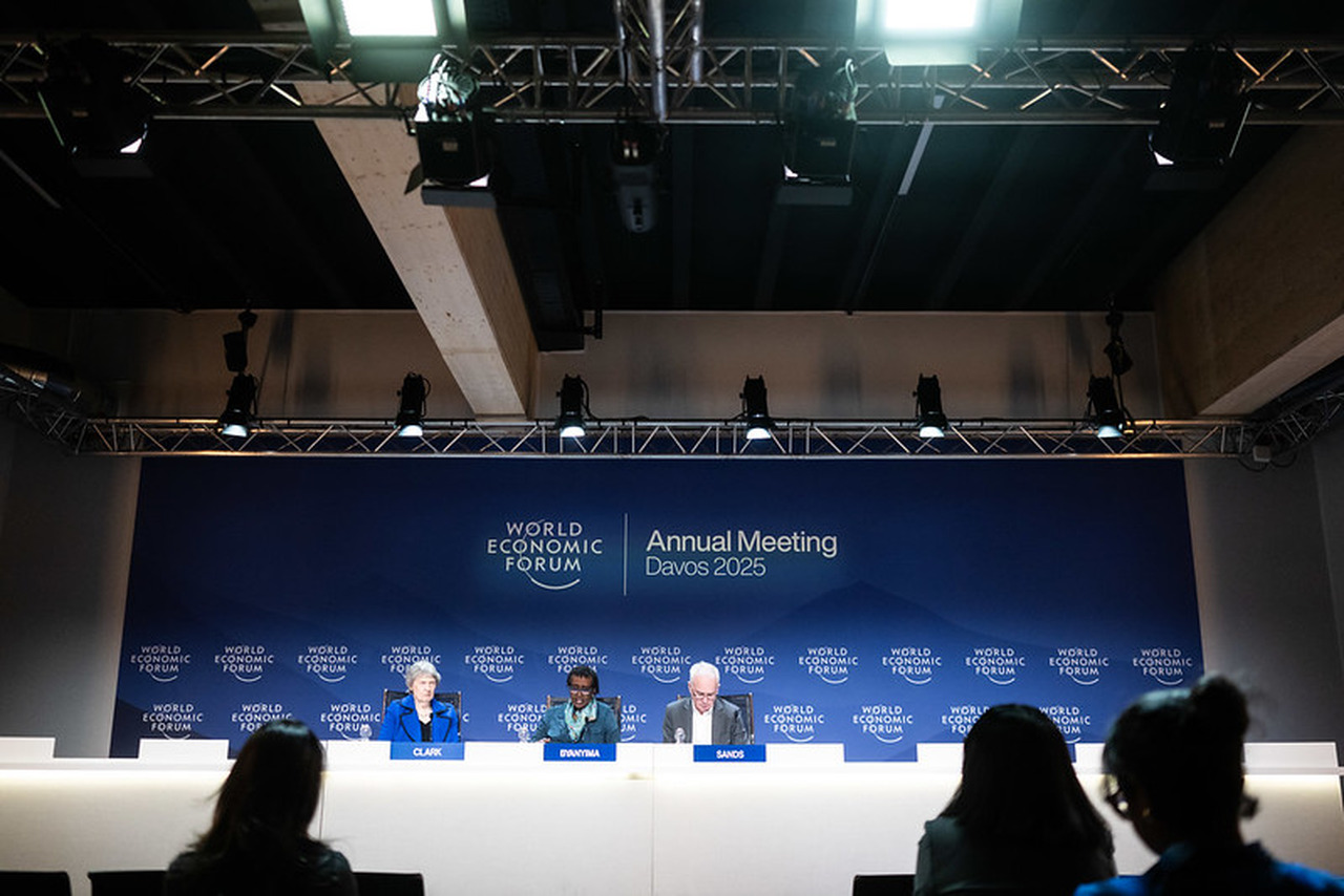 Winnie Byanyima, diretora executiva do UNAIDS, no Fórum Econômico Mundial, em Davos.