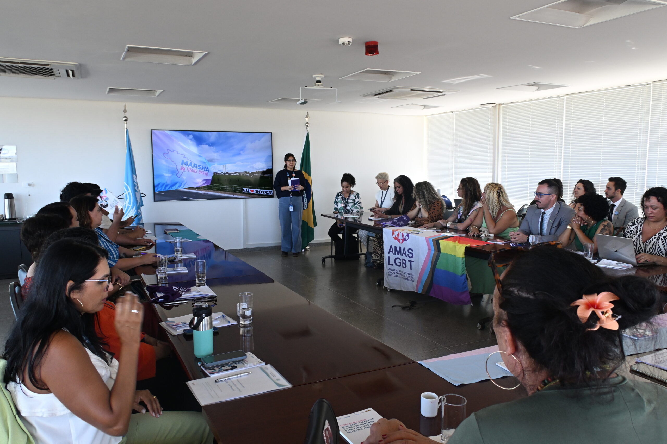 Diálogos da Visibilidade Trans. Evento para apresentação da cartilha “Todas as Mulheres: Dignidade, Cidadania e Direitos Humanos para Travestis e Mulheres Trans”
