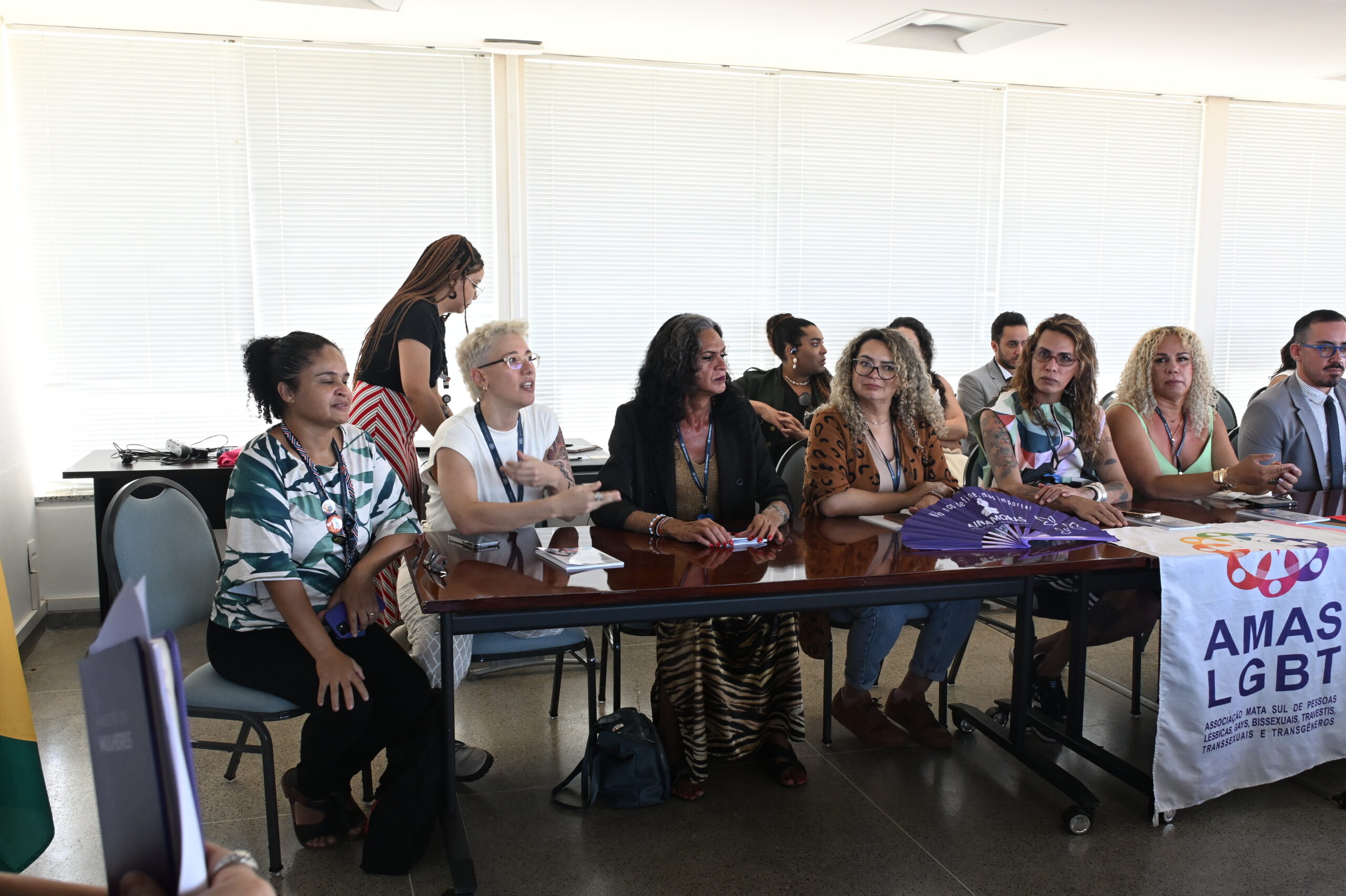 Diálogos da Visibilidade Trans. Evento para apresentação da cartilha “Todas as Mulheres: Dignidade, Cidadania e Direitos Humanos para Travestis e Mulheres Trans”